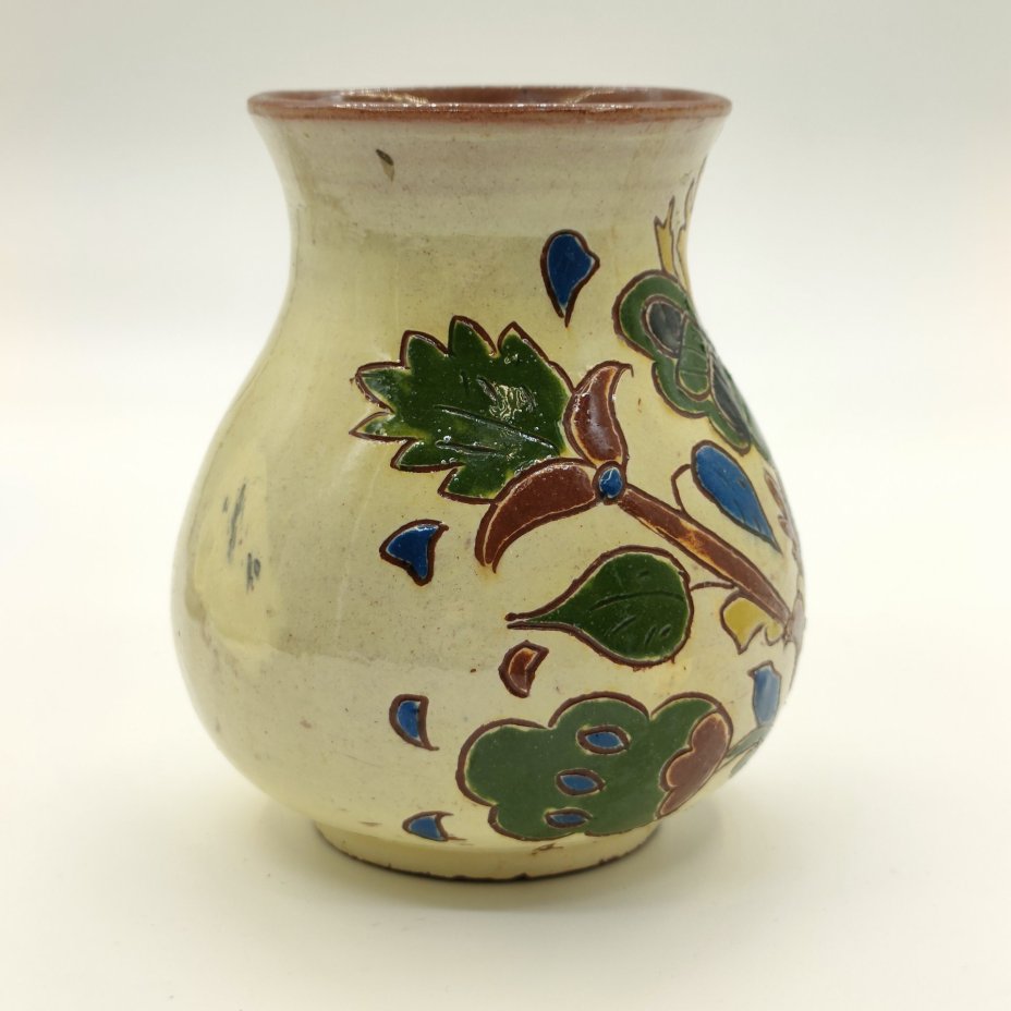 Вазочка с орнаментальным декором на тулове, Научно-экспериментальная керамическая станция (НЭКС), г. Алма-Ата