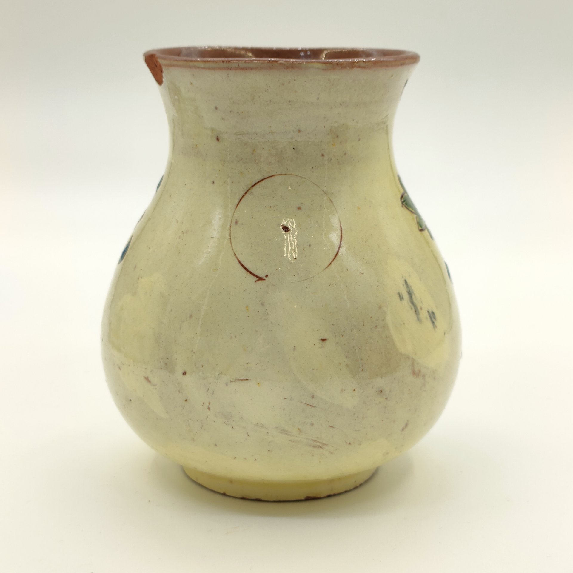 Вазочка с орнаментальным декором на тулове, Научно-экспериментальная керамическая станция (НЭКС), г. Алма-Ата