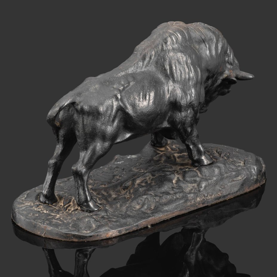 Скульптура "Зубр", чугун, крашение, Кусинский чугунолитейный завод (Куса), СССР, 1962 г.