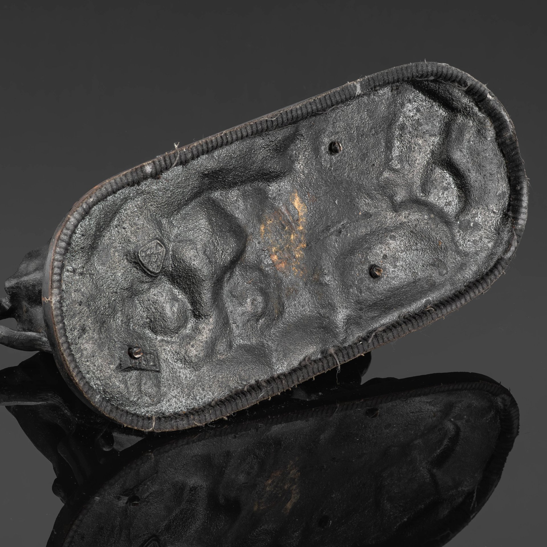 Скульптура "Зубр", чугун, крашение, Кусинский чугунолитейный завод (Куса), СССР, 1962 г.