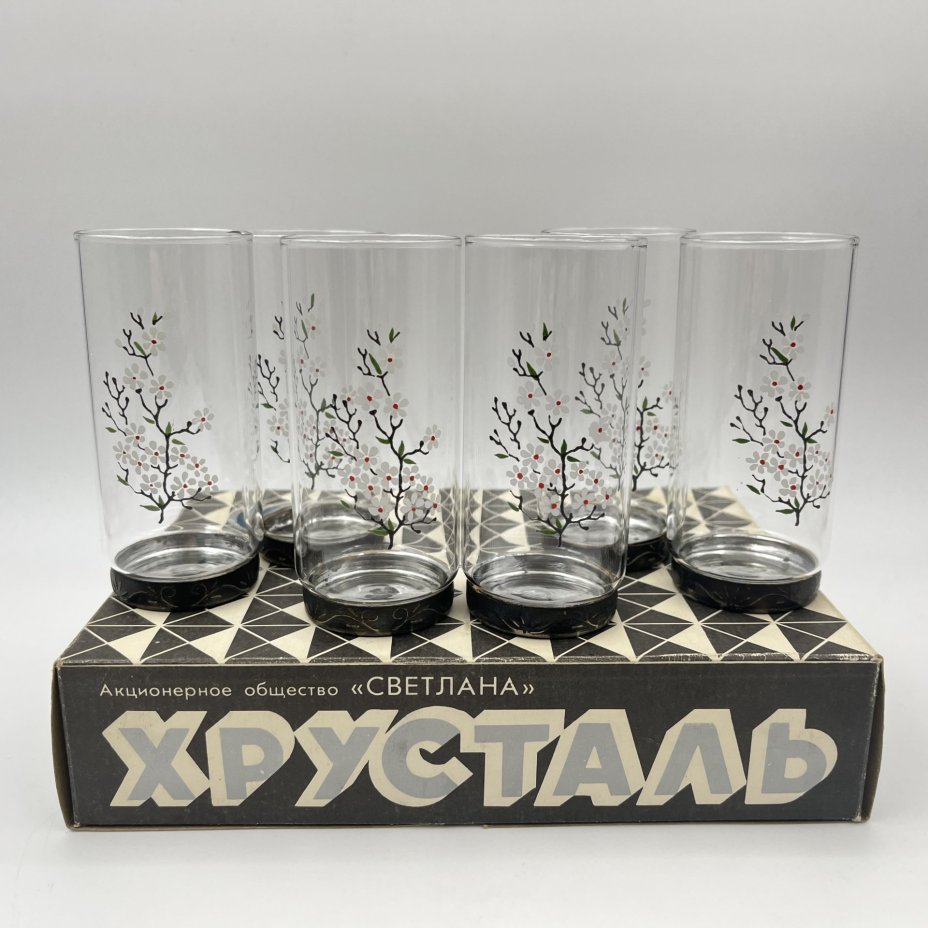 Набор "Подарочный" из шести стаканов с декором в виде цветущих яблонь, в оригинальной коробке, АО "Светлана", хрусталь, печать, металл, картон, Российская Федерация, 1992-2000 гг.