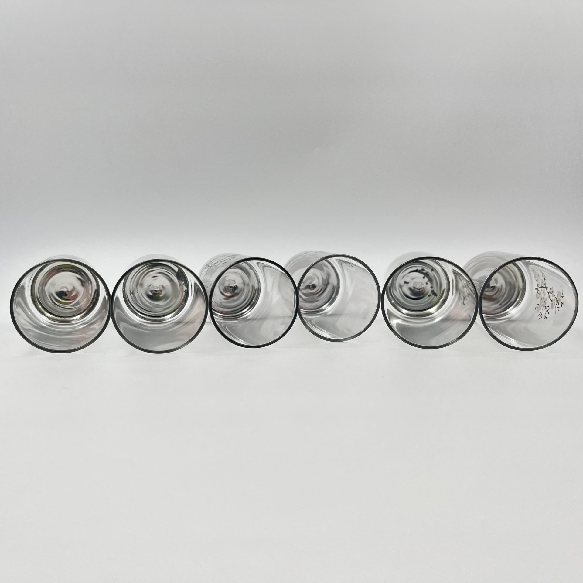 Набор "Подарочный" из шести стаканов с декором в виде цветущих яблонь, в оригинальной коробке, АО "Светлана", хрусталь, печать, металл, картон, Российская Федерация, 1992-2000 гг.