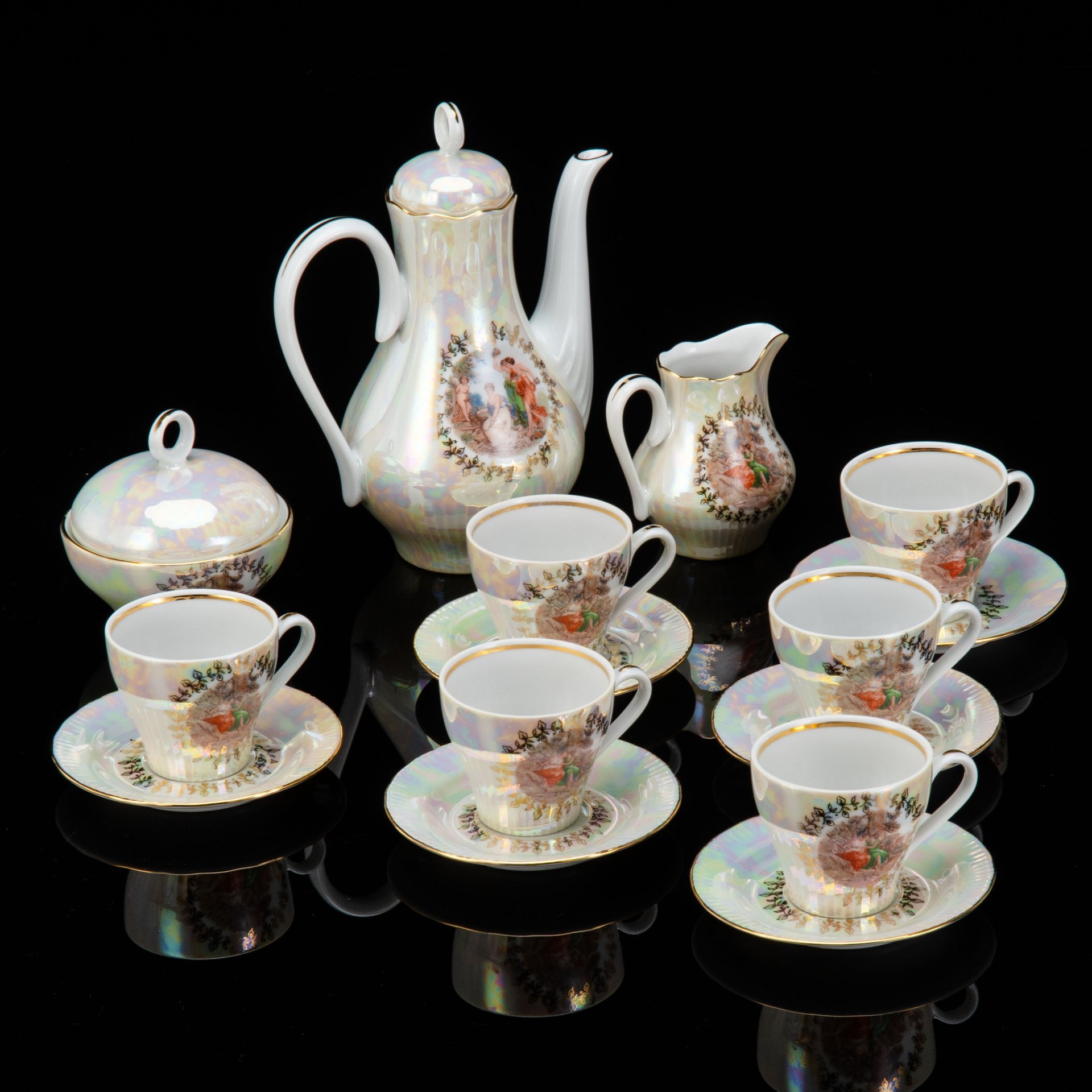 Сервиз кофейный "Мадонна" на 6 персон (15 предметов), фарфор, люстр, деколь, золочение, Германия, 1980-1990 гг.