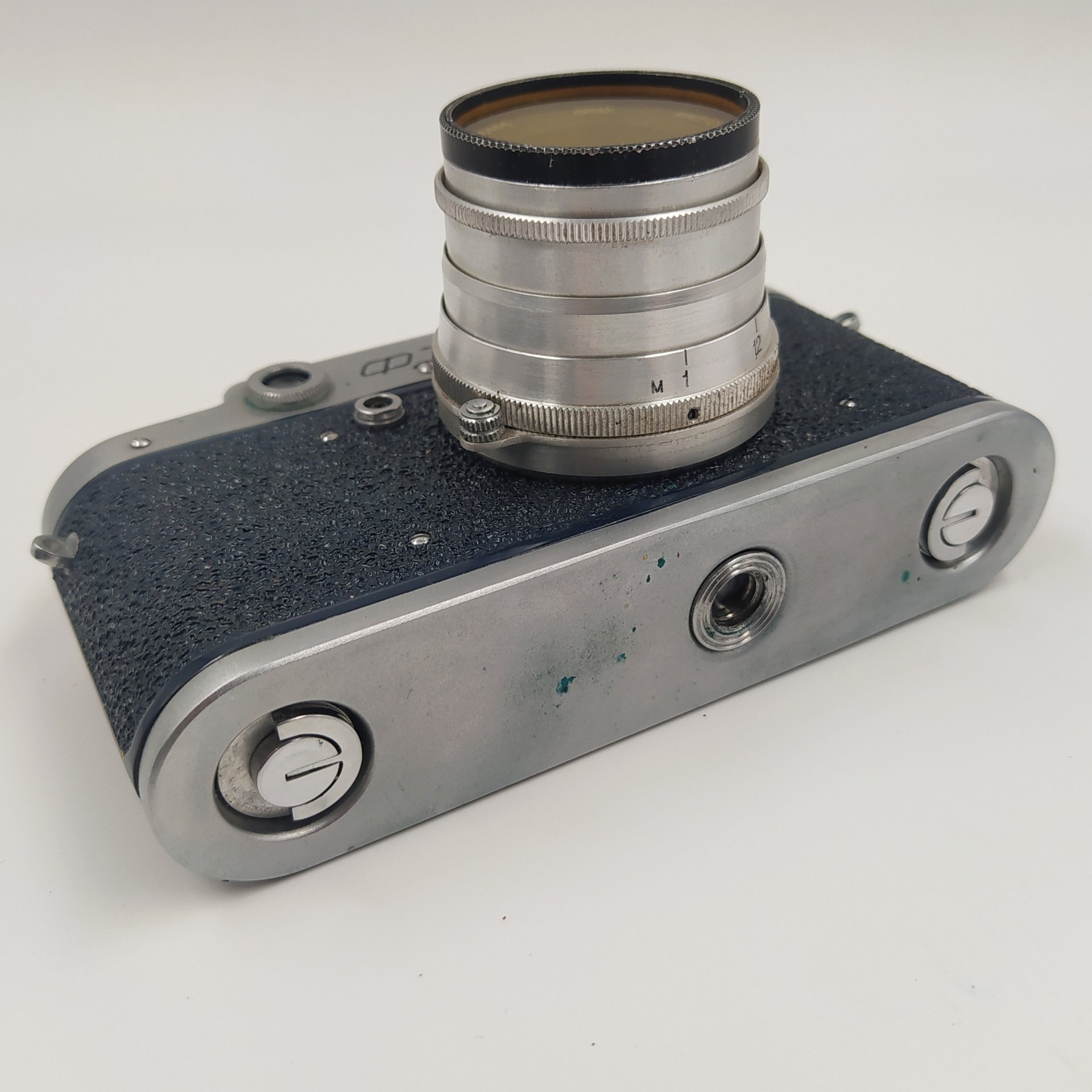 Фотоаппарат пленочный "ФЭД-2" с объективом "Индустар-26м" в оригинальном кофре, в комплекте с экспонометром "Ленинград 4", Харьковский машиностроительный завод им. Дзержинского (ФЭД)