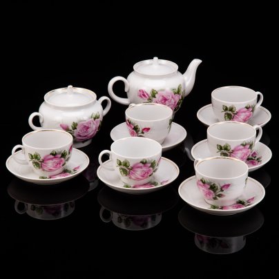 Сервиз чайный «Роза» на 6 персон (14 предметов), фарфор, деколь, золочение, Завод «Красный фарфорист» (Чудово, Грузинская фарфорово-фаянсовая фабрика), СССР, 1971-1991 гг.