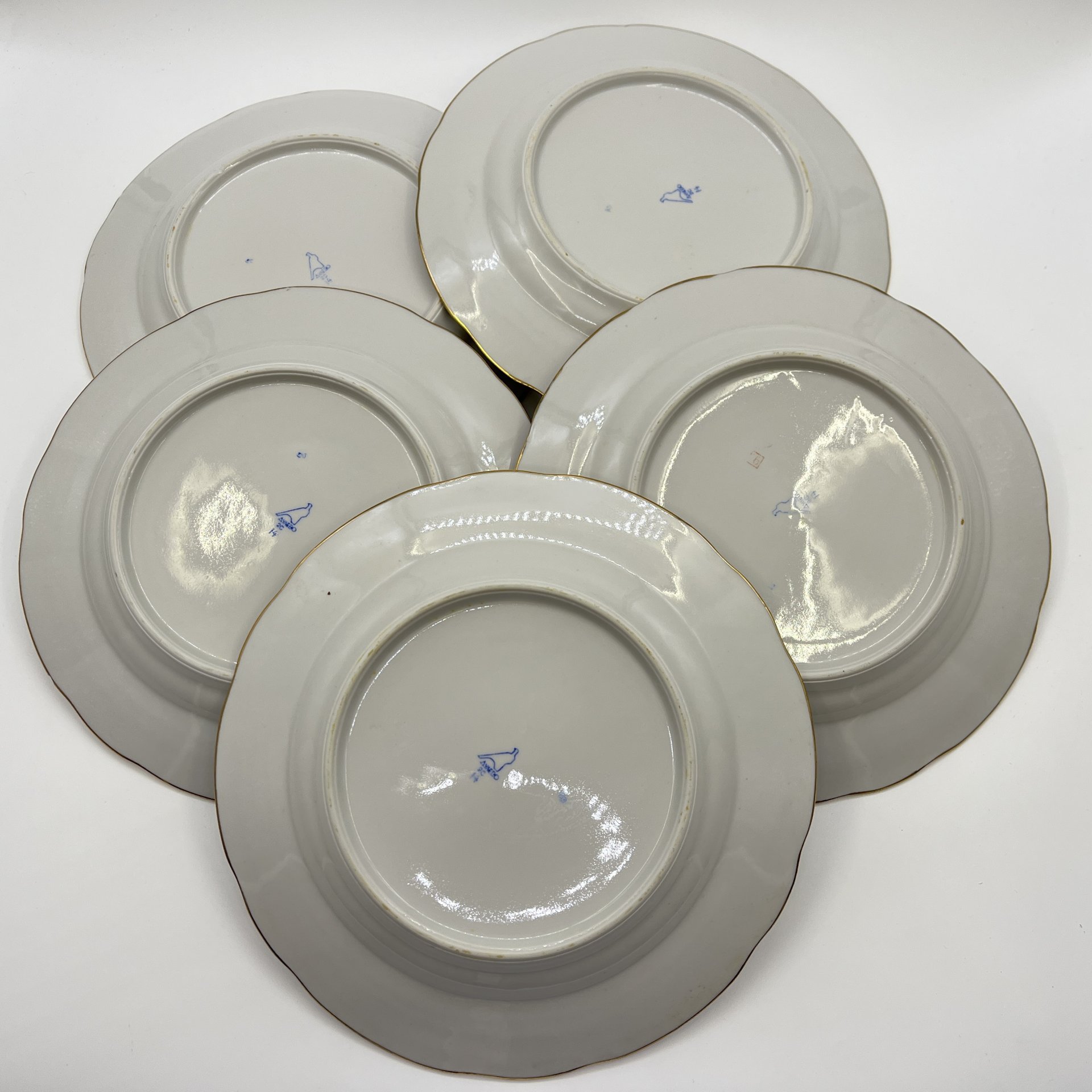Набор обеденных тарелок с цветочным декором на 5 персон, фарфор, деколь, золочение, Дулевский фарфоровый завод (Дулёво), СССР, 1970-1991 гг.
