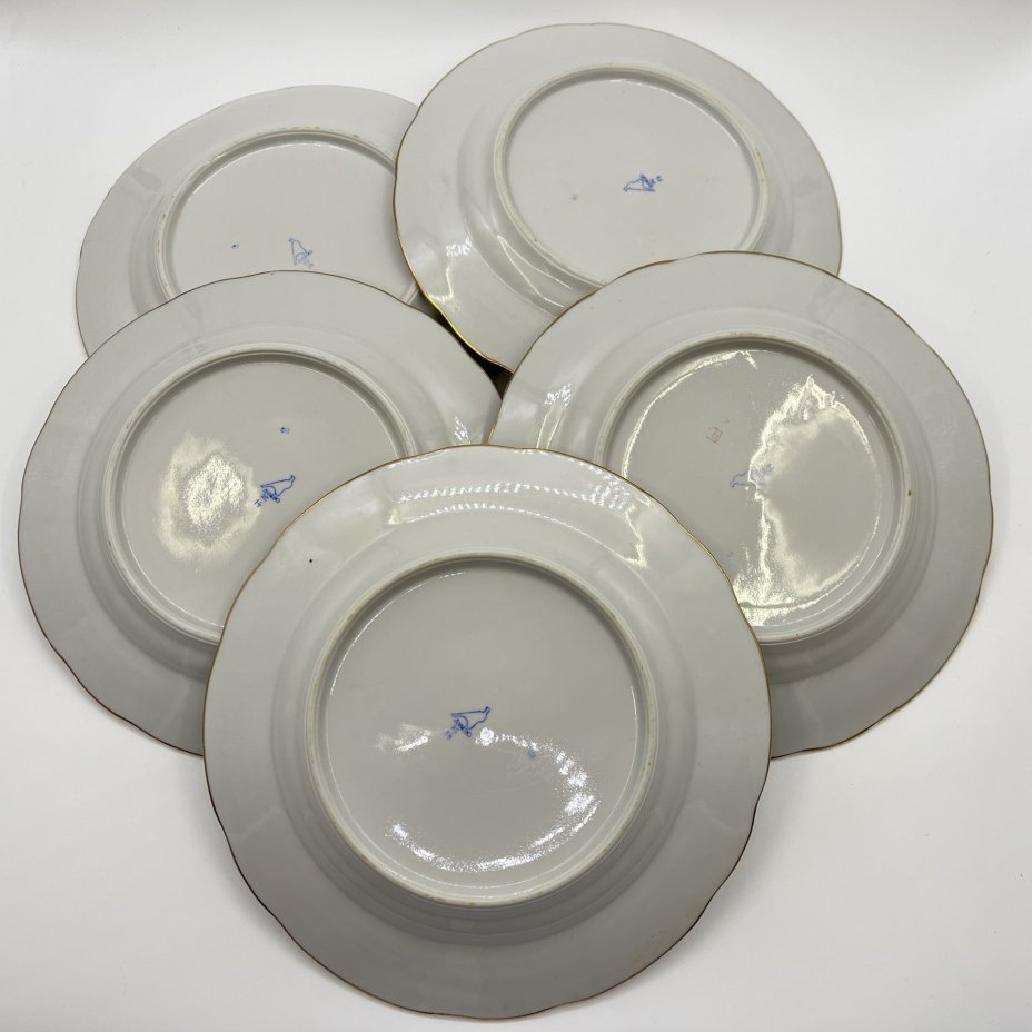 Набор обеденных тарелок с цветочным декором на 5 персон, фарфор, деколь, золочение, Дулевский фарфоровый завод (Дулёво), СССР, 1970-1991 гг.