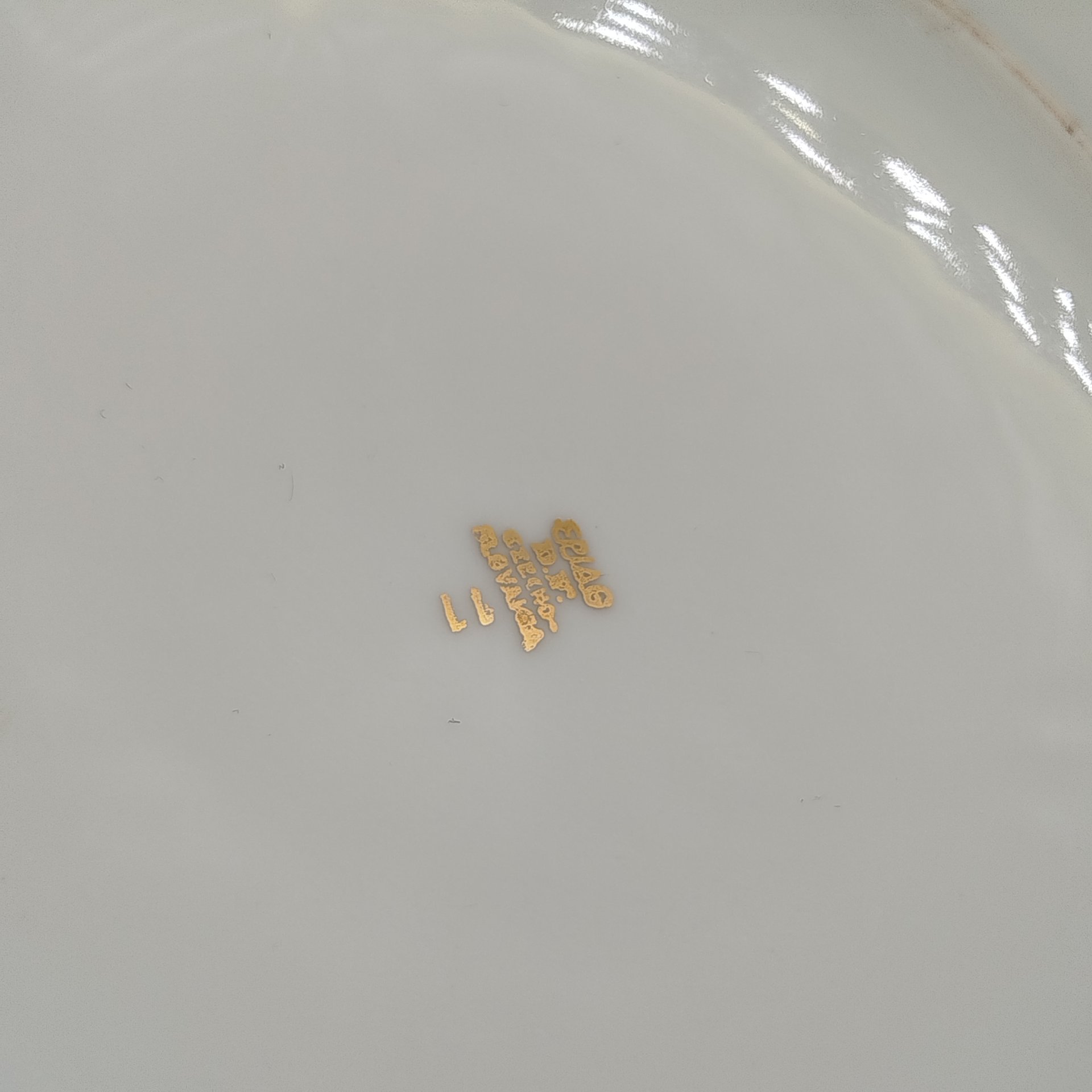 Супница с цветочным декором