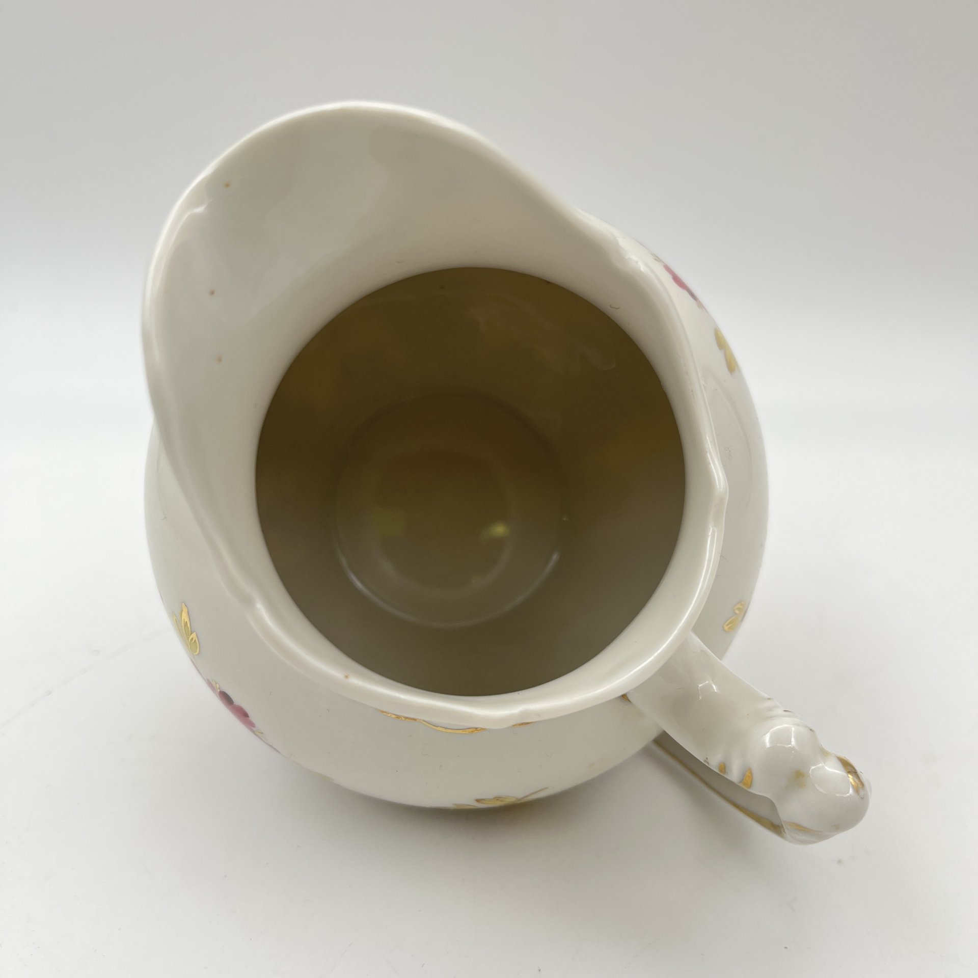 Молочник из сервиза "Барбарис" (пурпурный), автор Е.П. Смирнов