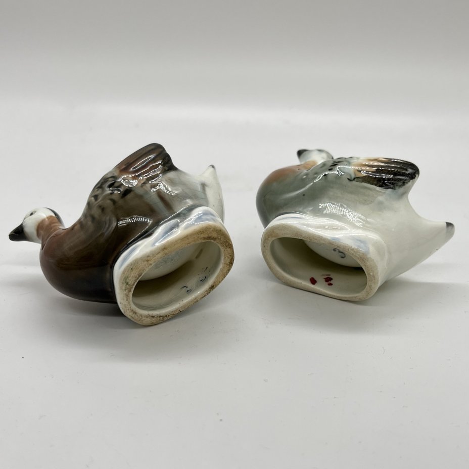 Пашотницы (солонки) парные в виде уточек, фаянс, роспись, Конаковский фаянсовый завод им. М.И. Калинина (ЗиК Конаково), СССР, 1950-1960 гг.