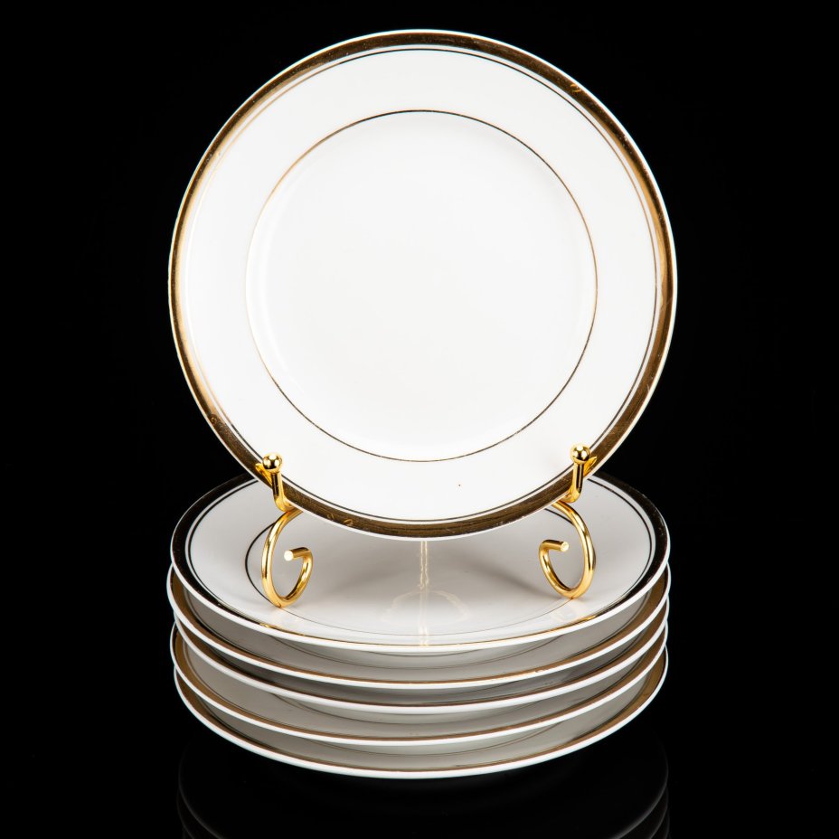Набор из шести пирожковых тарелок с золотистым кантиком