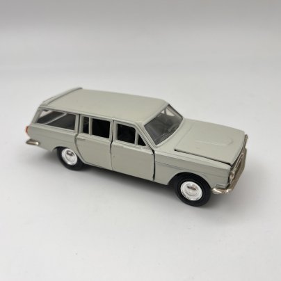 Модель автомобиля "ГАЗ 2402"