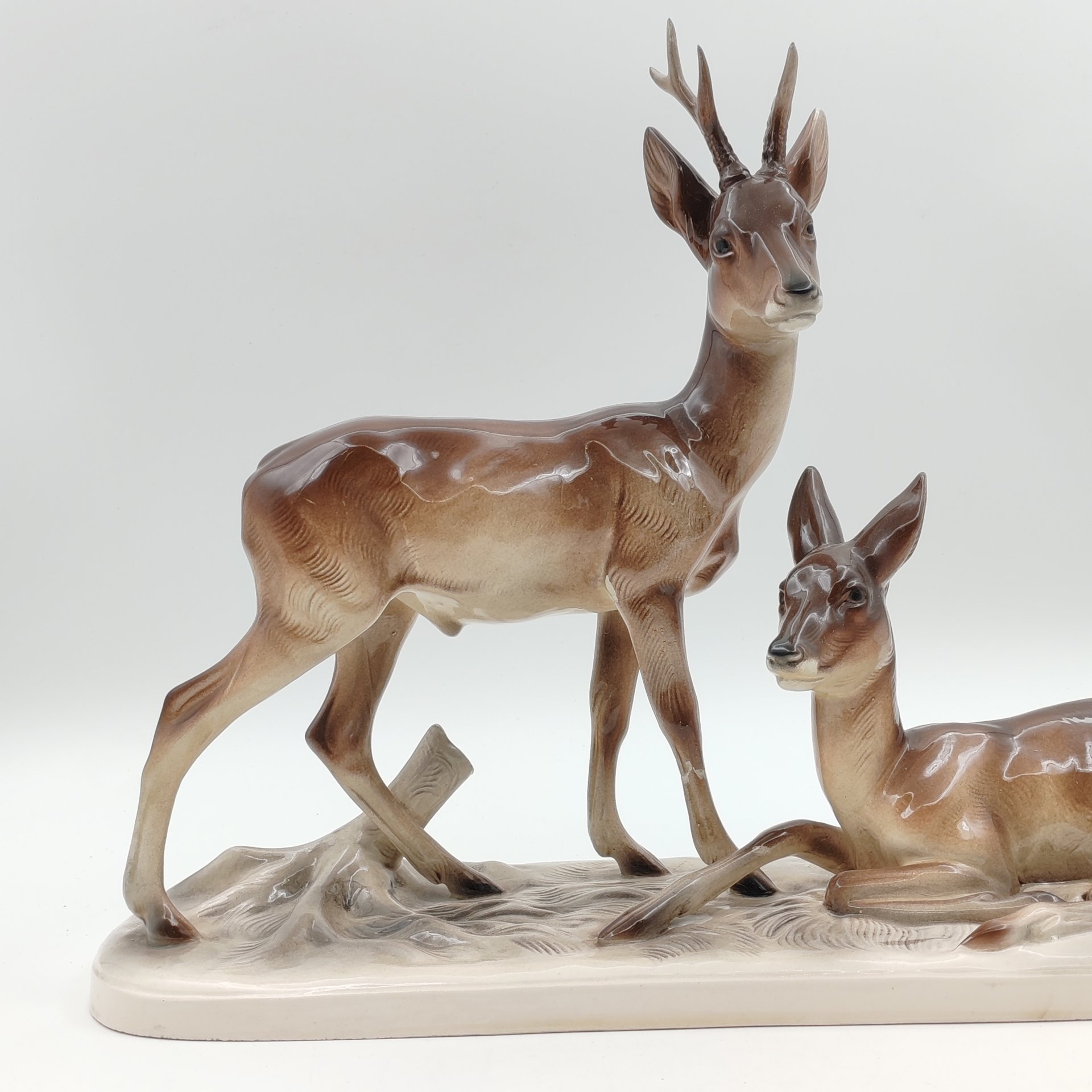 Статуэтка "Олени, косули", фаянс, роспись, глазурь, Hertwig & Co., Германия, 1958-1990 гг.