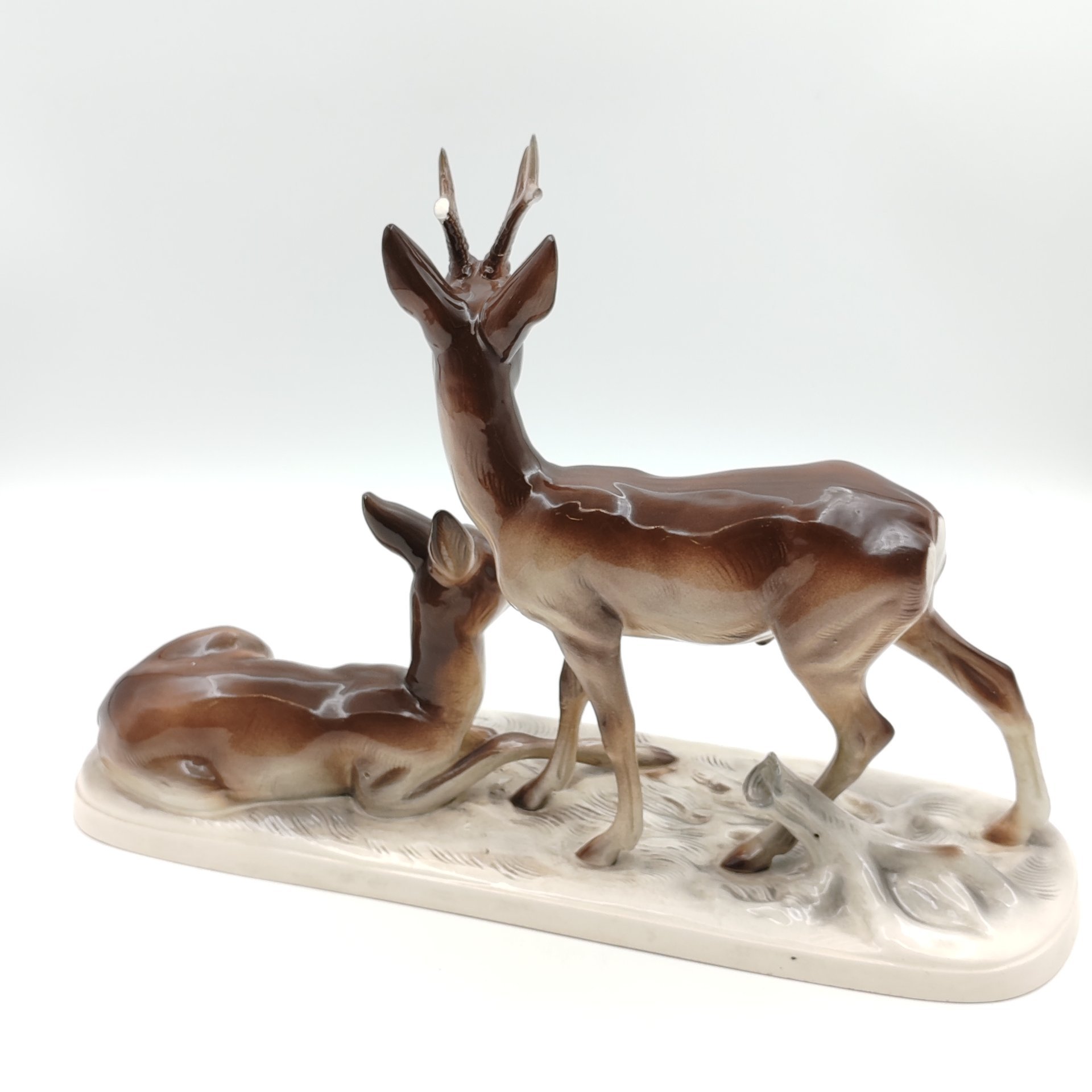 Статуэтка "Олени, косули", фаянс, роспись, глазурь, Hertwig & Co., Германия, 1958-1990 гг.