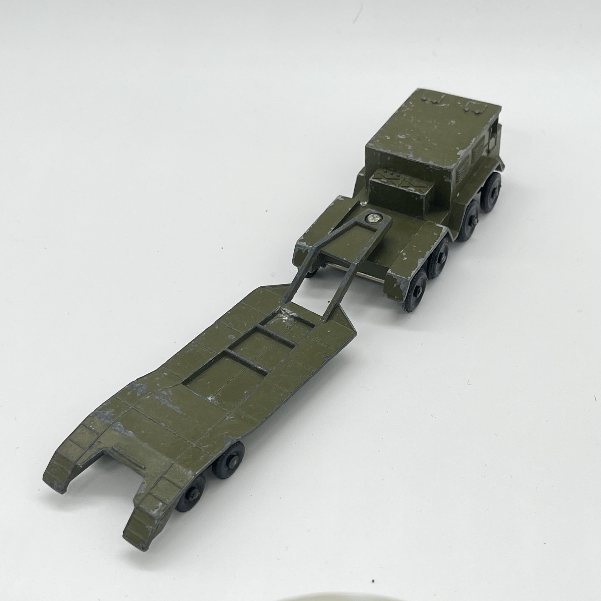 Масштабная модель "Тягач с платформой" из серии "Военная техника", металл, пластик, Тульский патронный завод (ТПЗ), СССР, 1970-1990 гг.