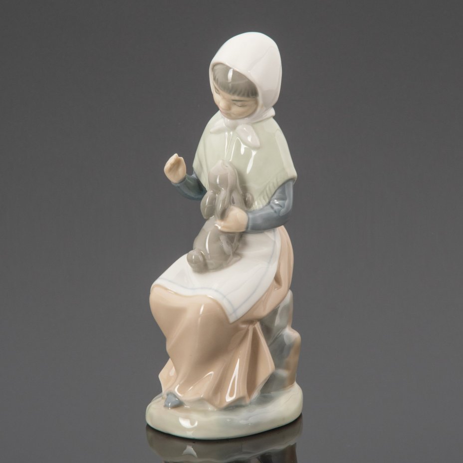 Статуэтка "Девочка с зайцем на коленях", Lladro, фарфор, роспись, Zaphir, Испания, 1970-1980 гг., Zaphir