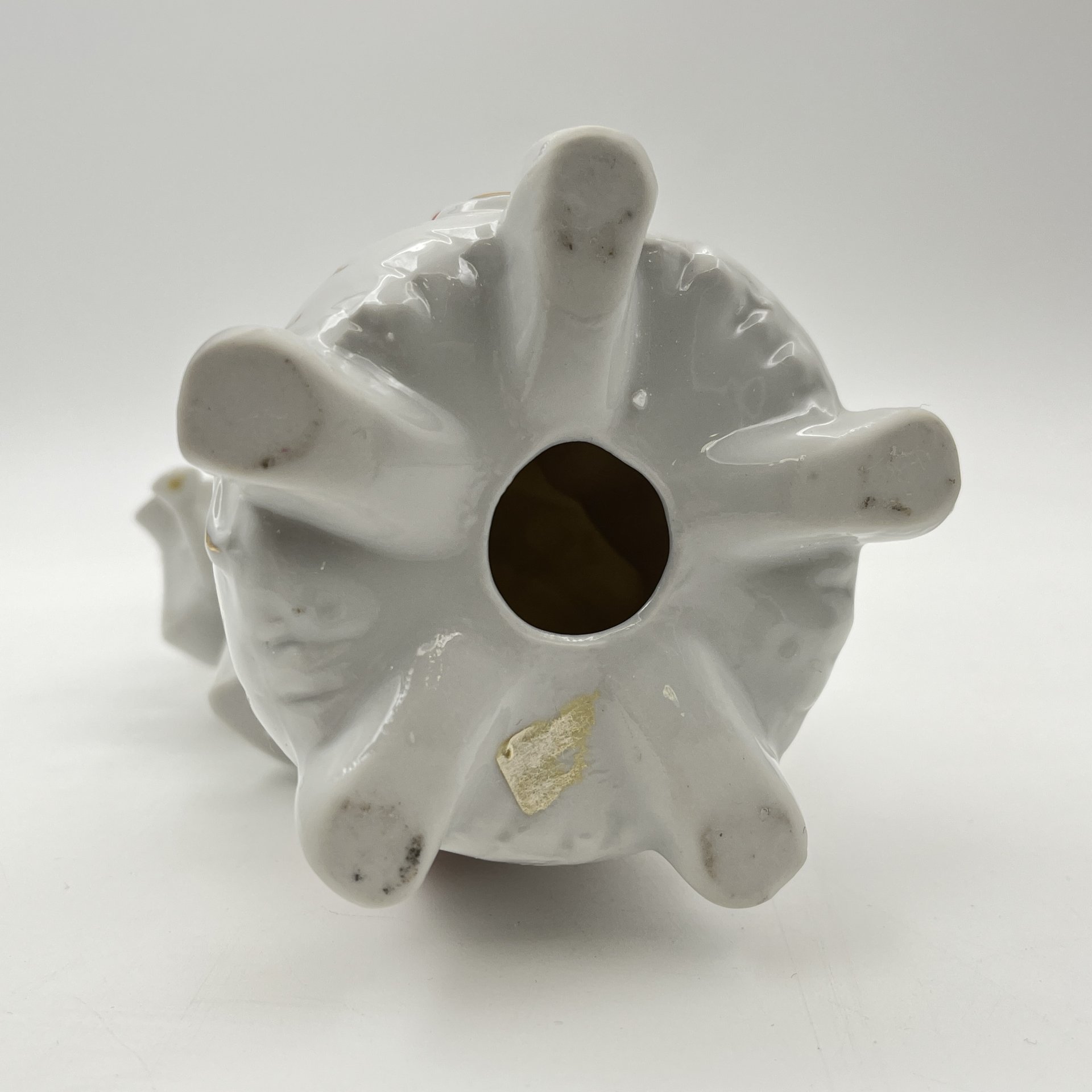 Статуэтка "Садовница"