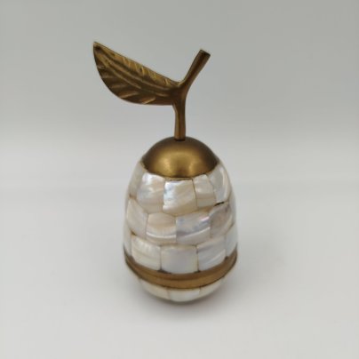 Шкатулка для украшений "Груша", латунь, перламутр, Индия, 1980-2000 гг.