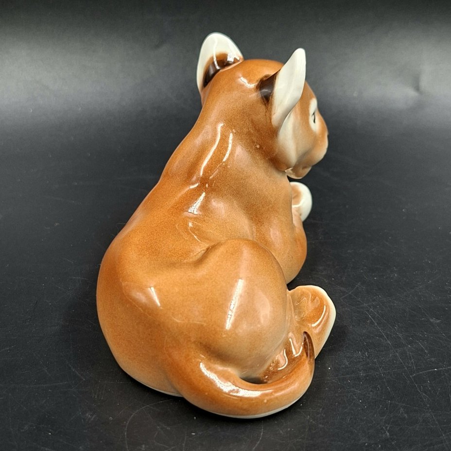 Статуэтка "Львёнок лежащий", скульптор Б.Я. Воробьев