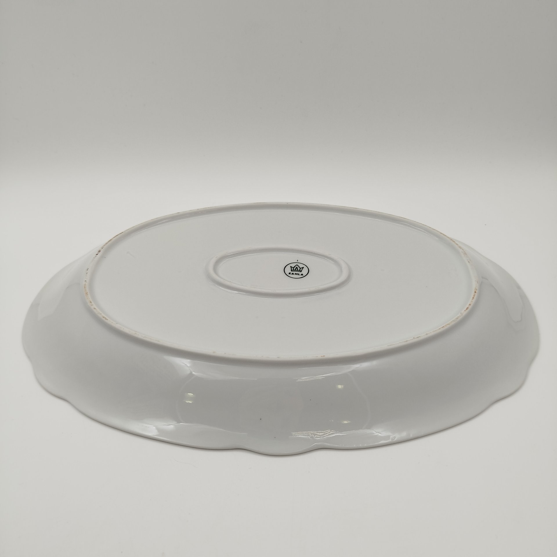 Блюдо овальной формы "Райские птицы", выполненное в восточном стиле, фарфор, деколь, Kahla, ГДР, 1968-1987 гг.