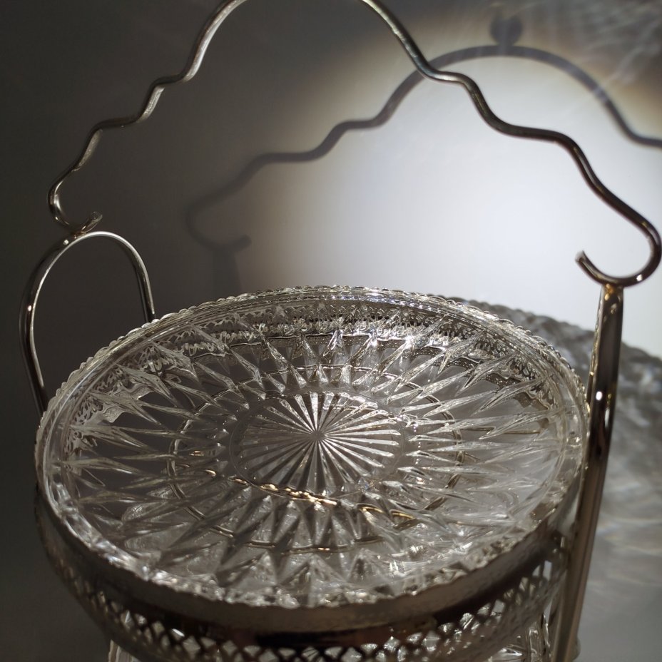 Подставка для пирожных двухярусная, стекло, металл, Китай, 2010-2020 гг., Китай