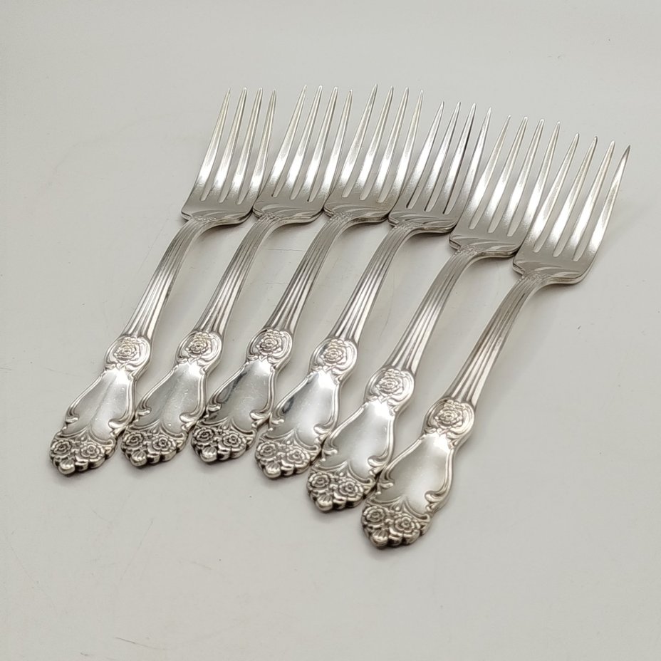 Набор из 6-ти столовых вилок "Серебряная роза", мНЦ (медь-никель-цинк), Кольчугинский завод цветных металлов, СССР, 1930-1950 гг.