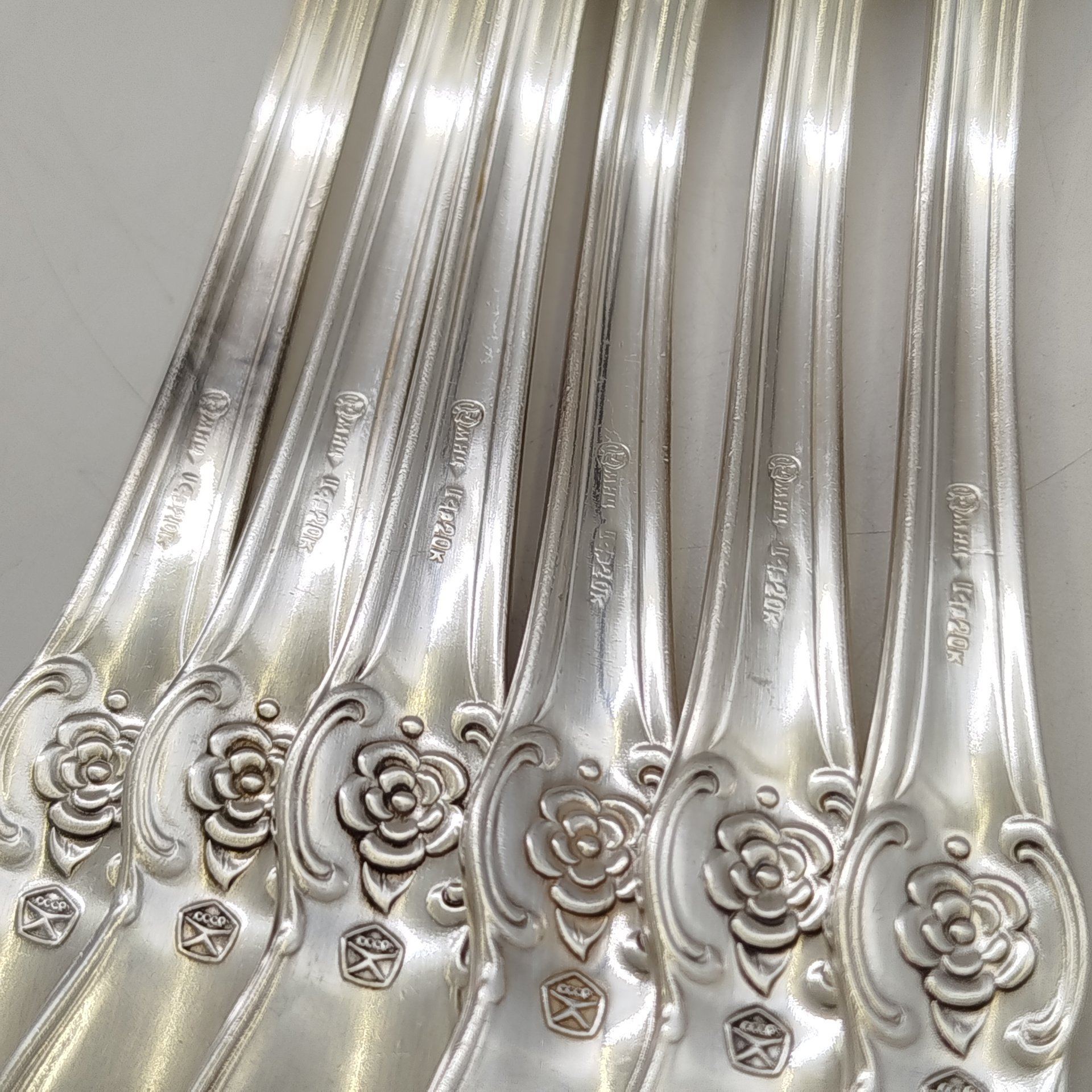 Набор из 6-ти столовых вилок "Серебряная роза", мНЦ (медь-никель-цинк), Кольчугинский завод цветных металлов, СССР, 1930-1950 гг.