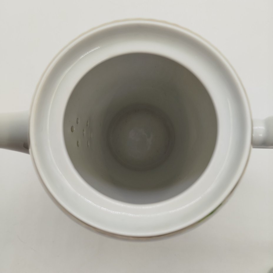 Кофейник с растительным декором, фарфор, деколь, золочение, Wloclawek (Влоцлавская фаянсовая фабрика), Польша, 1956-1990 гг.