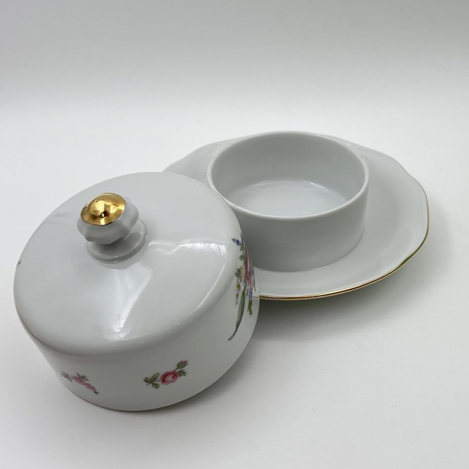 Масленка с цветочным декором, фарфор, деколь, золочение, Bohemia (Neurohlau), Чехословакия, 1970-1990 гг.