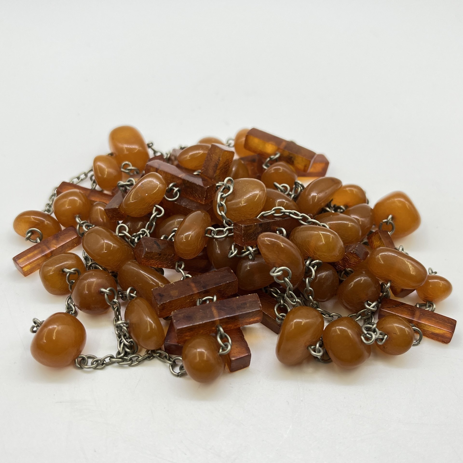 Бусы винтажные с бусинами разного размера и формы