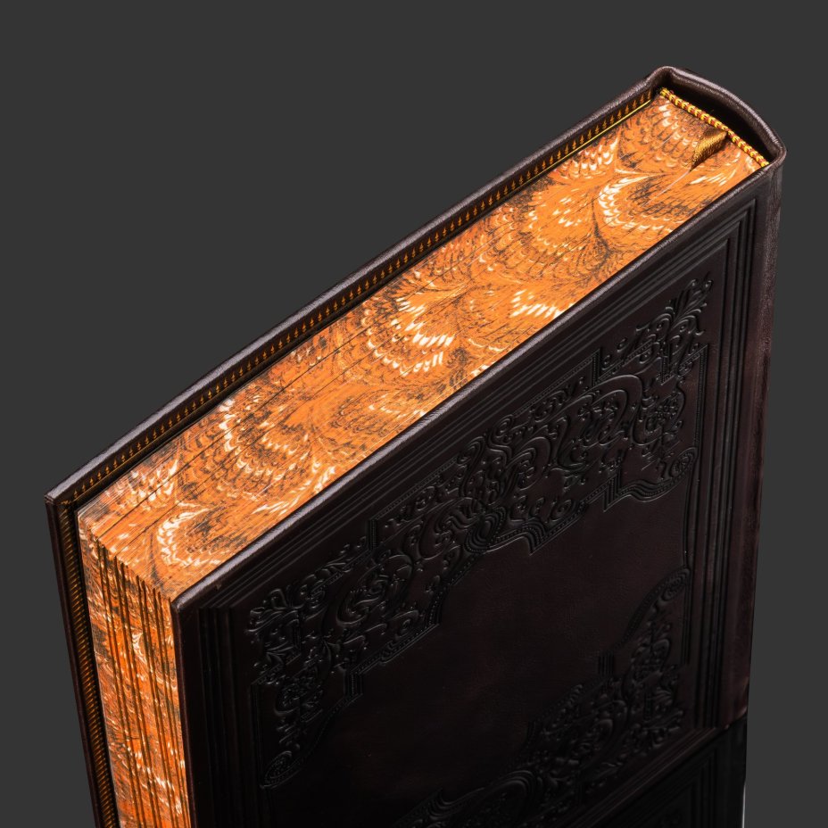 Книга в кожаном переплете "История русской живописи", бумага, кожаный переплет, тиснение, золочение, обрез с принтом, в бархатной подарочной упаковке