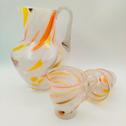 Набор для подачи прохладительных напитков на 2 персоны, украшенный спиралевидным декором, стекло, гутная техника, СССР, 1970-1990 гг.