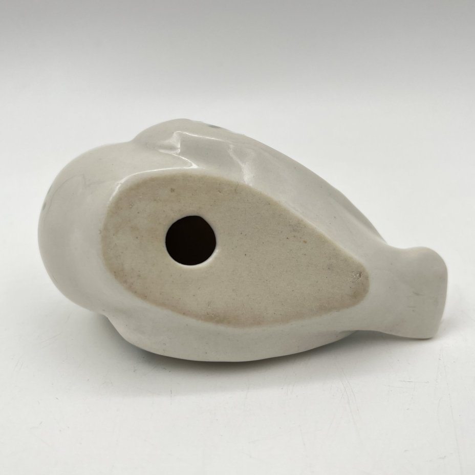 Статуэтка "Голубь", автор формы и росписи Э.М. Криммер