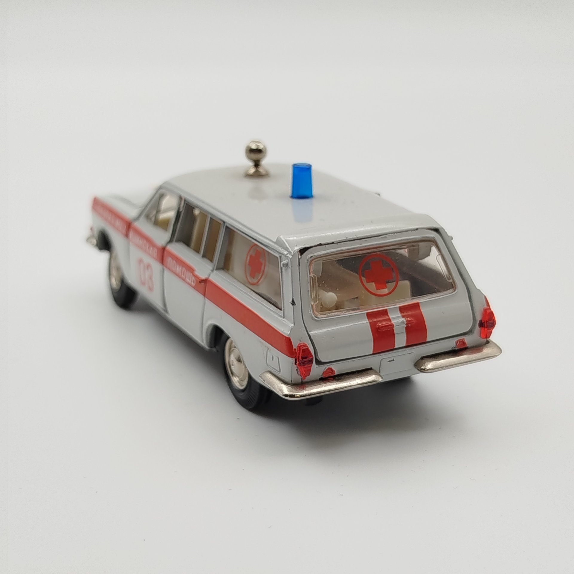 Масштабная модель "Волга ГАЗ-24-02 модель А24 Скорая медицинская помощь", металл, пластик, СССР, 1970-1990 гг.