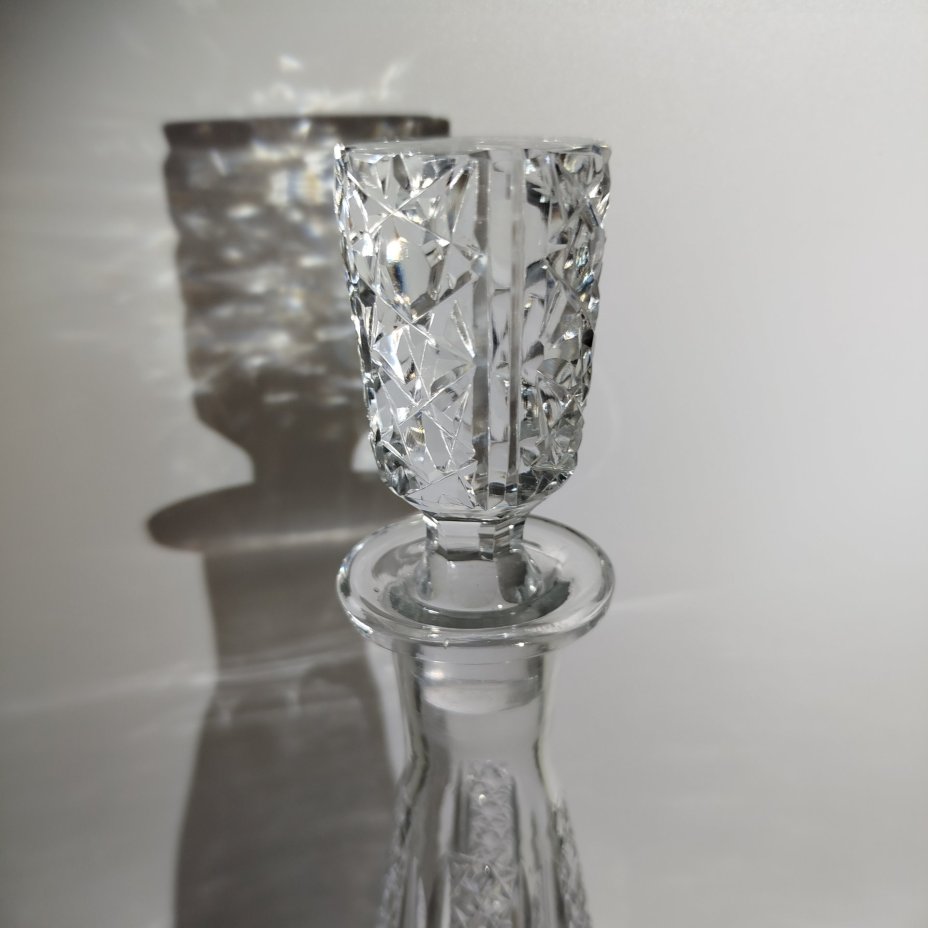 Графин (штоф) с рельефным декором