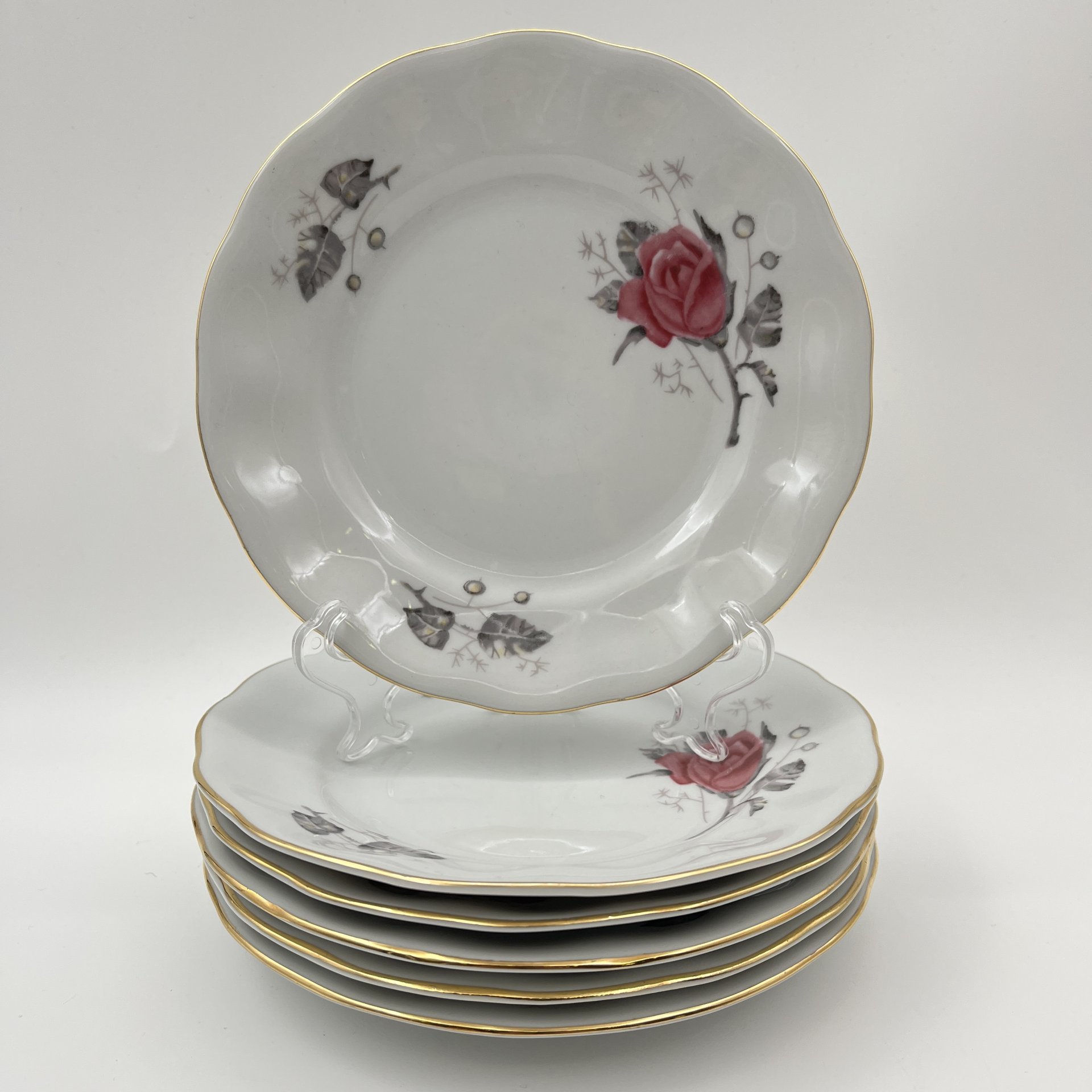 Набор из 6-ти десертных тарелок с изображением розы, фарфор, деколь, золочение, Karolina (Фарфоровая мануфактура «Каролина», Польша), Польша, 1980-1990 гг.