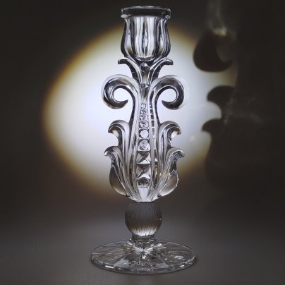 Подсвечник в виде цветка, стекло, Гусевской хрустальный завод (Гусь-Хрустальный), Россия, 1990-2020 гг.