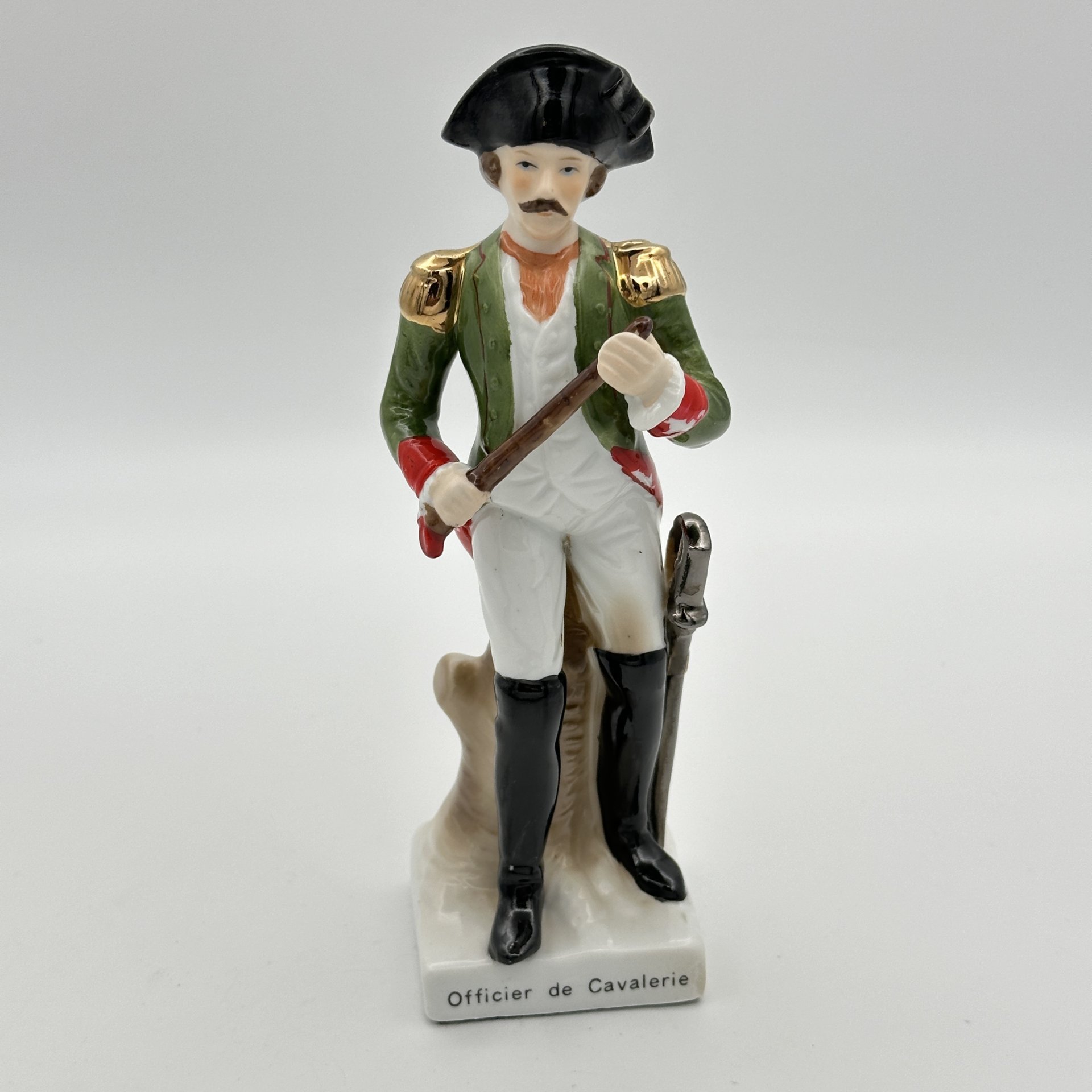 Статуэтка "Officer de Cavalerie"