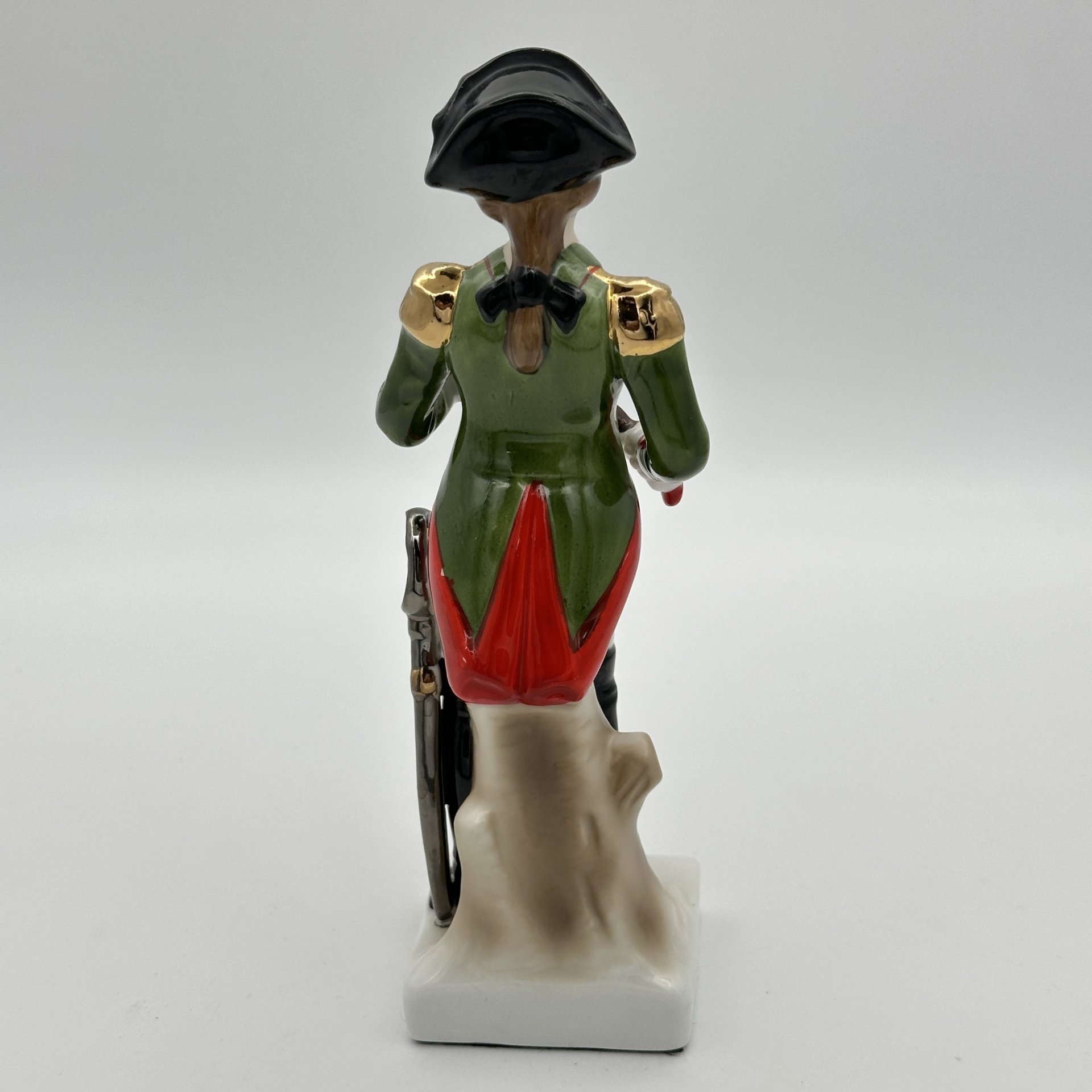 Статуэтка "Officer de Cavalerie"