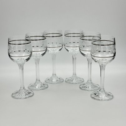 Набор рюмок на фигурной ножке на 6 персон, украшенные декором "горошек", Bohemia Glass