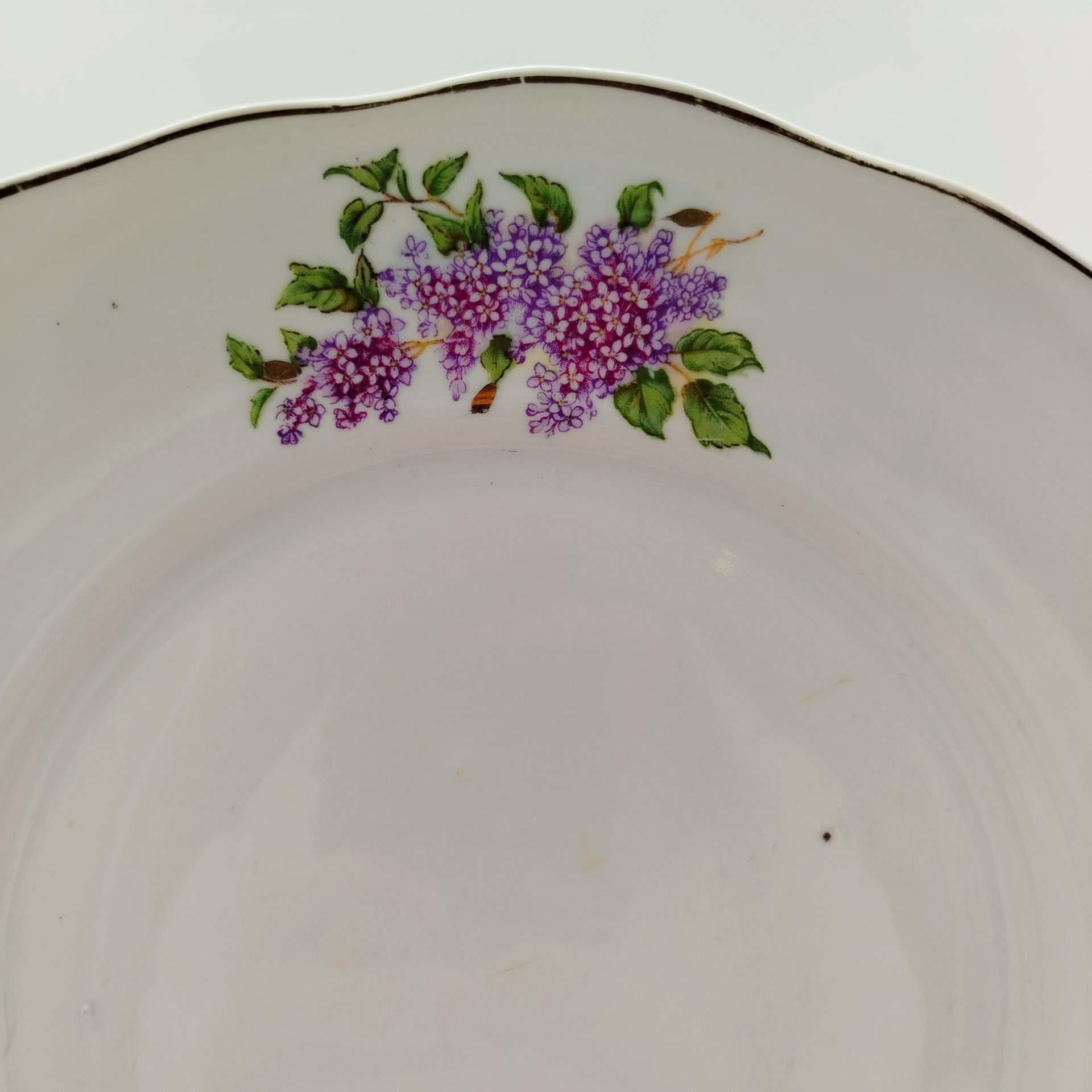 Блюдо из сервиза "Сирень", фарфор, деколь, золочение, Дулевский фарфоровый завод (Дулёво), СССР, 1961 г.