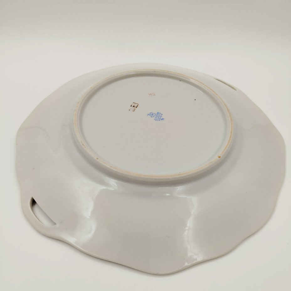 Блюдо из сервиза "Сирень", фарфор, деколь, золочение, Дулевский фарфоровый завод (Дулёво), СССР, 1961 г.