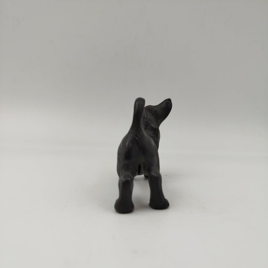 Статуэтка "Собака"