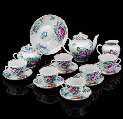 Сервиз чайный "Полевые цветы", автор формы "Весенняя" Яковлева С.Е., на 6 персон (16 предметов)