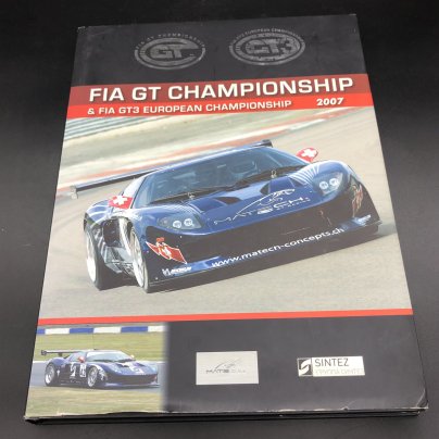 Книга с иллюстрациями в суперобложке "FIA GT Championship and FIA GT3 European Championship 2007"