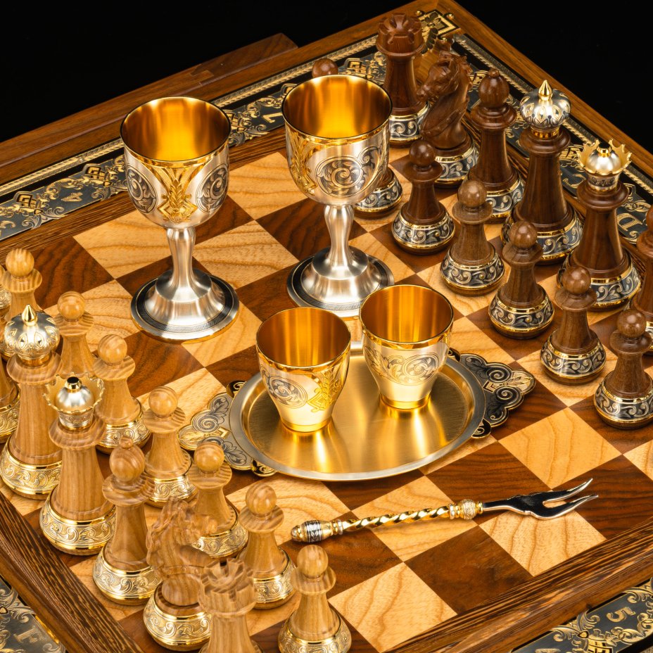 Мини-бар с шахматами "Гроссмейстер"