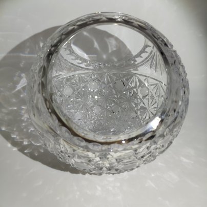 Ваза для конфет в форме корзинки