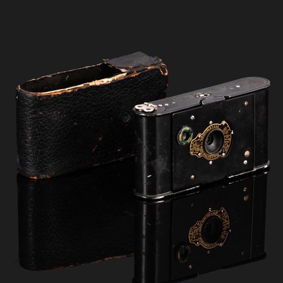 Фотоаппарат складной "Vest Pocket Kodak" (VPK) в оригинальном чехле, Eastman Kodak Company, металл, стекло, кожа