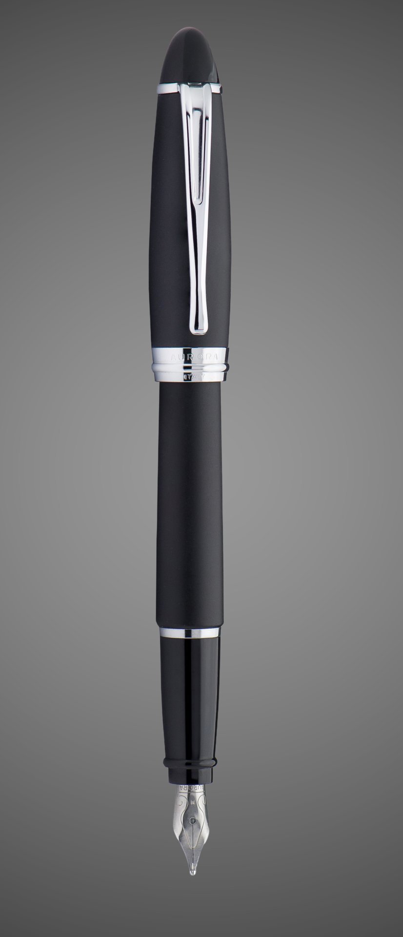 Перьевая ручка Aurora Ipsilon Satin, Black matt resin CT,перо - M, в подарочной коробке, Лаки и смолы: смола, хром