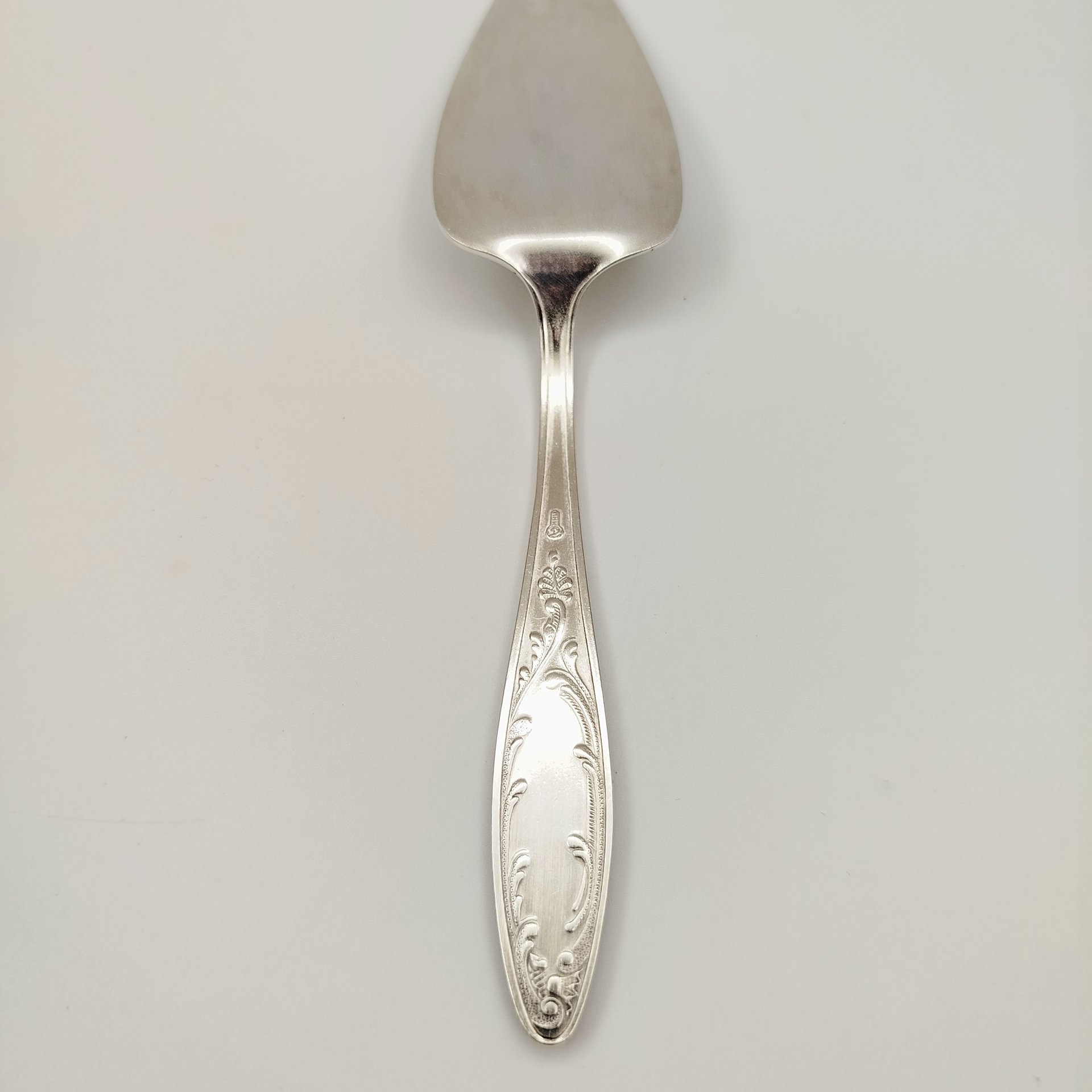 Лопатка для торта "Пламя", мНЦ (медь-никель-цинк), Кольчугинский завод цветных металлов, СССР, 1960-1990 гг.